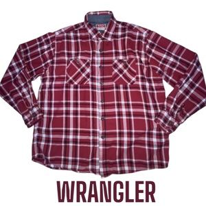Wrangler Premium Red Plaid Button Down Shirt Men’s Large